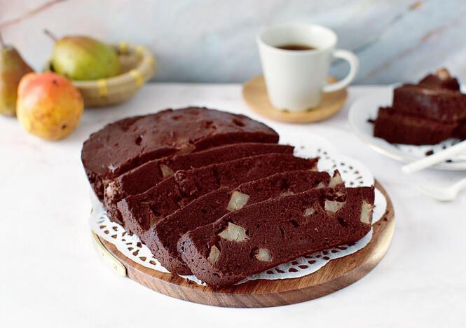 Tupperware Chocolate and Pear Cake ultimate-mixing-bowl-chocolate-and-pear-cake-01.jpg